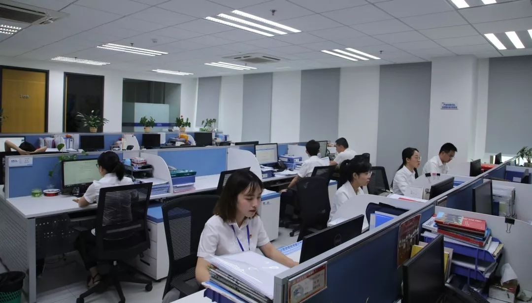 “十心”實(shí)不易，三年不尋常